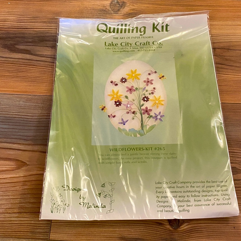 Vintage NEW Wildflowers Quilling Craft Kit by Lake City Craft Co